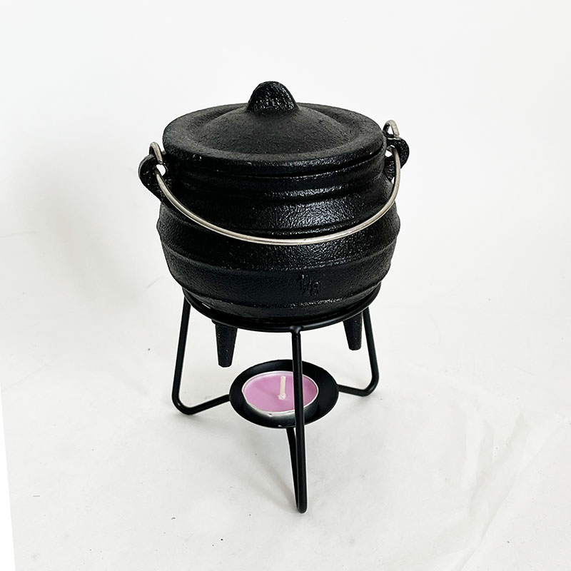 وسط 1/8 #   مرجل من الحديد الز - مراجعة Cast Iron Corn وسعره