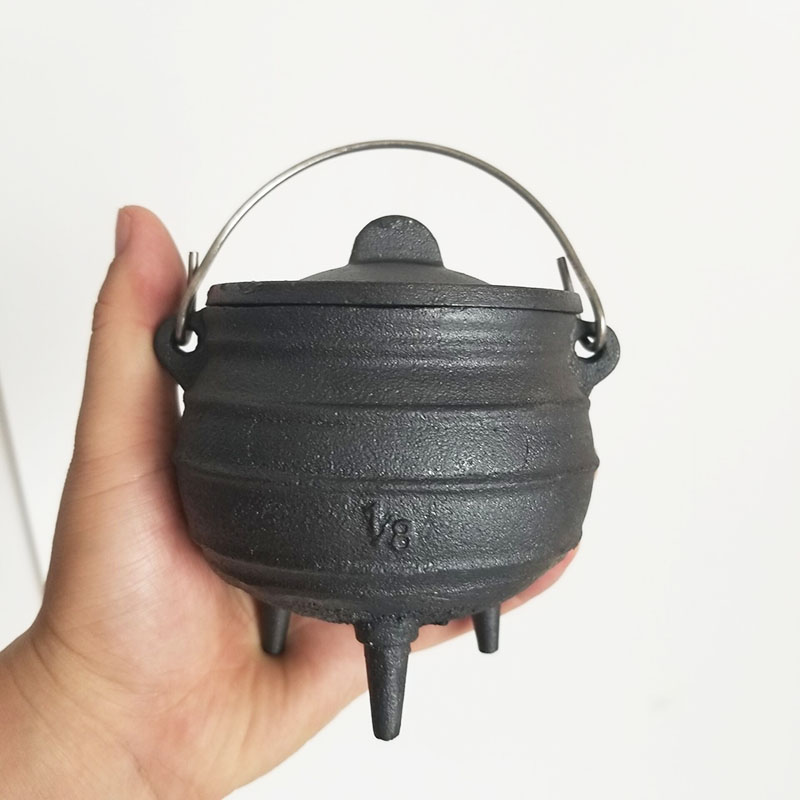 وسط 1/8 #   مرجل من الحديد الز - مراجعة Cast Iron Corn وسعره