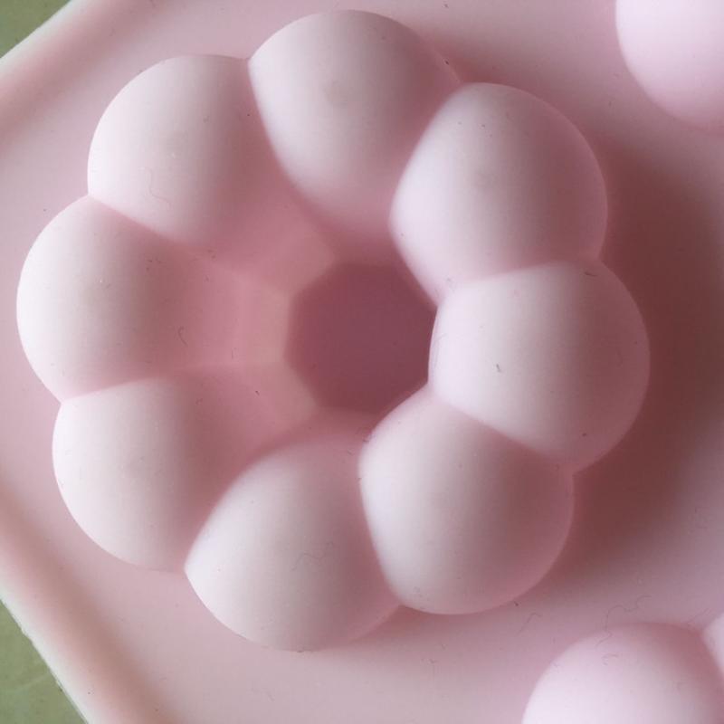 قالب دونات سيليكون غير لاصق بـ - مراجعة Donut Mold Silicone وسعره
